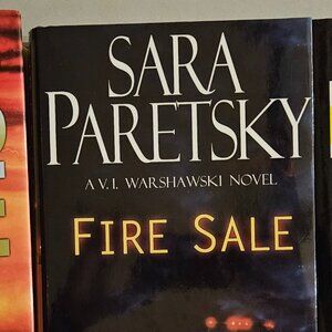 Free W/ Any Purchase Fire Sale by Sara Paretsky (2005, Hardcover) Warshawski
